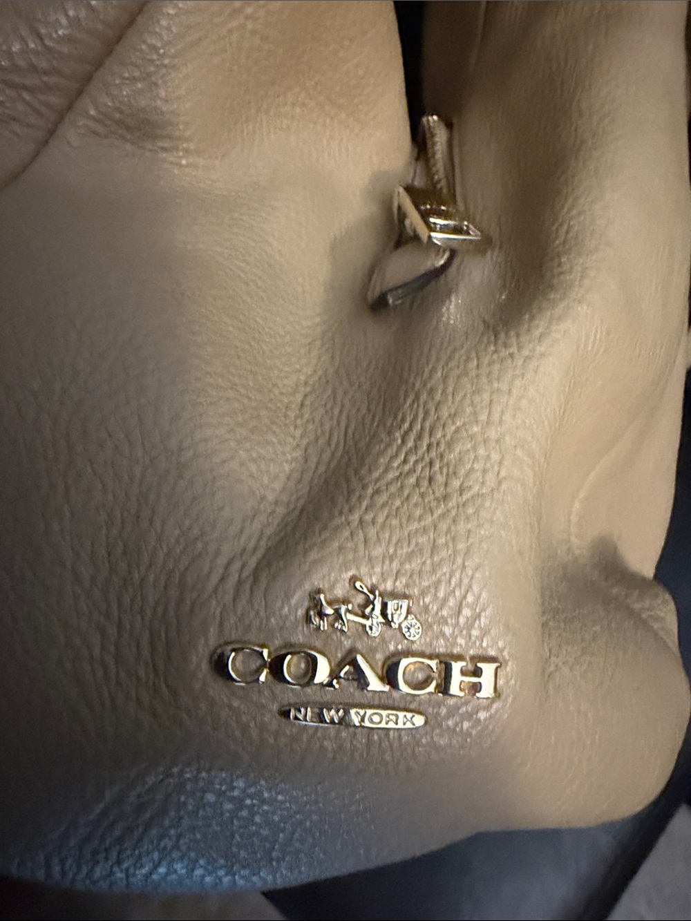 Coach Bag - Picture 6 of 11